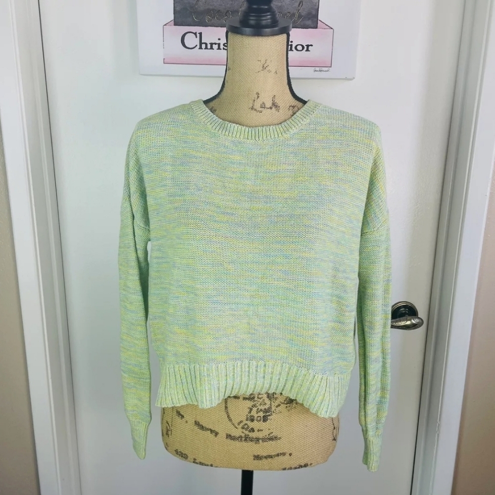 Cropped sweater
